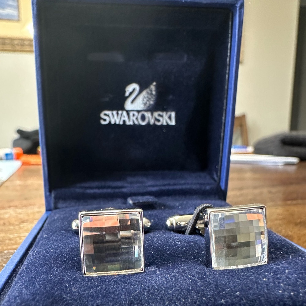 Swarovski crystal cuff links. New in box. Never used.